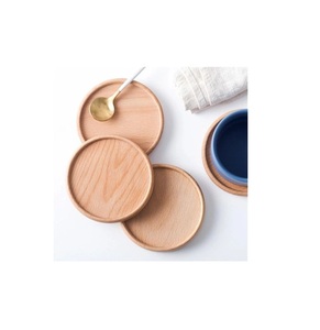 Sous-verres en bois au design antique de qualité supérieure, parfaits pour les charmants intérieurs vintage - Product Image 4