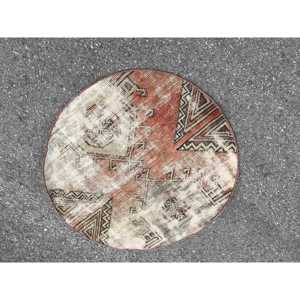 พรมกลมสไตล์ตุรกี ขนาด 2.7x2.7 ฟุต พรมขนสัตว์ลายตารางสีเบจวินเทจ - Product Image 4