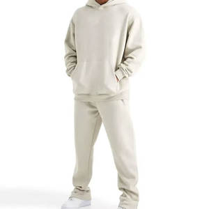 Ensemble de survêtement personnalisé disponible pour les vêtements de sport, les vêtements de course et les tenues d'entraînement, directement du fabricant - Product Image 2