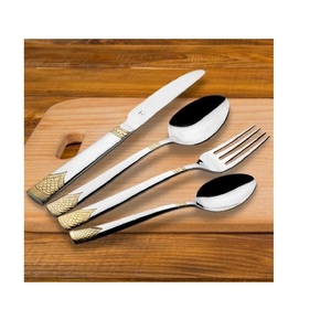 Lot de 5 couverts en acier inoxydable écologiques personnalisés Offres Spéciales des couverts polonais pour les fêtes et les restaurants - Product Image 1