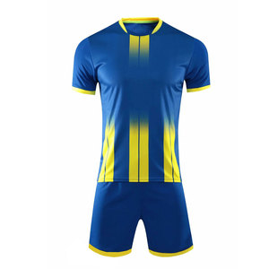 Ensemble d'uniformes de football personnalisable-Polyester 100% de haute qualité respirant et écologique - Product Image 1