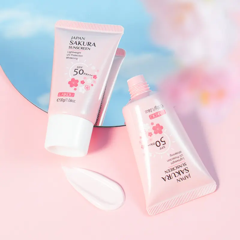 Sakura Brightening SPF 50 Tamaño de viaje Protector solar 30g Mini Protector solar no graso