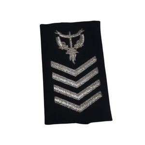 Este es un insignia de grado de teniente de segunda clase del ejército británico en camuflaje DPM. - Product Image 6