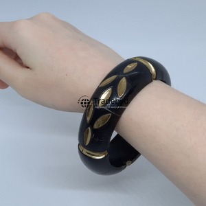 Tradebyd Bracelets en bois Boho faits à la main pour filles Accessoires de bijoux de mode à la mode Idée de cadeau unique - Product Image 1