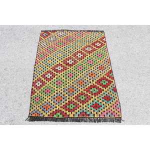 Tapis 3x3,8 pieds, tapis Kilim vintage, tapis persan turc en laine rouge - Product Image 1