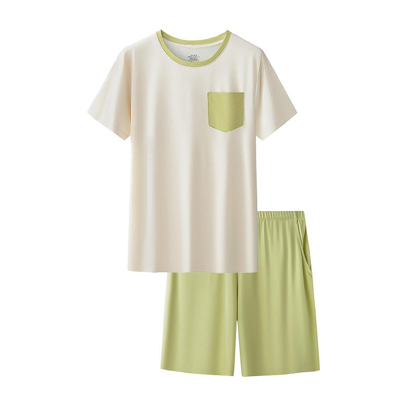 สีเขียว