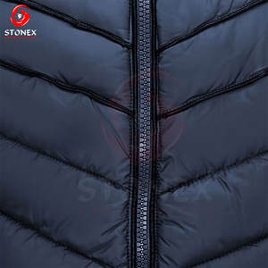 Veste matelassée pour femme, légère, coupe-vent, séchage rapide, à capuche avec fermeture éclair, logo personnalisé, service OEM pour l'hiver - Product Image 5