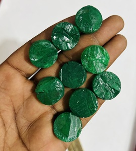 Prix de gros de pierres précieuses d'aventurine verte, cabochon d'aventurine de formes rondes perles de pièce de monnaie plates lisses 6-7mm.- Strand 37cm.-Article. - Product Image 1