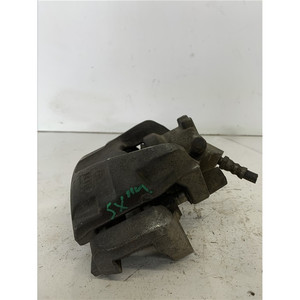 คาลิปเปอร์เบรกหน้าซ้ายเรโนลต์ แคปเจอร์ ซีรีส์ 410110596R เบนซิน 1000 (19>) - Product Image 1