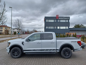 USADO Ford F-150 XLT 2025, Motor de 6 Cilindros y 3.5L, Potencia de 405hp, 4x4, Combustible Gasolina, Euro6, Tracción en las 4 Ruedas, Eje-2, Transmisión Automática, Volante a la Izquierda - Product Image 5