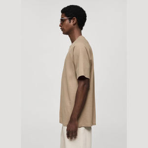 Fabricante personalizado de gran tamaño Boxy camiseta de peso pesado gota hombro camisetas 100% algodón Boxy recortada camiseta gráfica hombres - Product Image 5