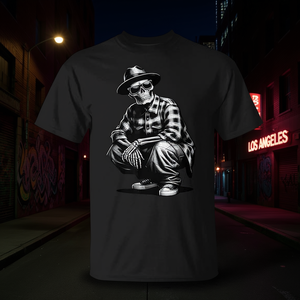 Camiseta Estilo Cholo Chicano de los 90 con Diseño de Calavera de Gangster Mexicano, Ropa Promocional - Product Image 3