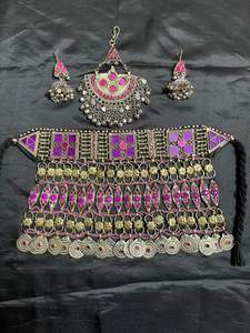 Conjunto de collar de acero inoxidable transpirable ligero Cuello completo artificial de alto rendimiento bordado para fiestas Bodas - Product Image 2