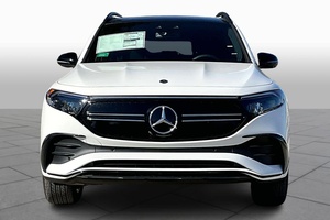 Véhicules d'occasion 2023 EQB 300 AWD 4MATIC Prêts pour une livraison rapide - Product Image 3