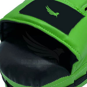 Coussinets de mise au point pour la boxe Coussinets de mise au point en cuir Coussinets d'entraînement Fabriqués au Pakistan - Product Image 6