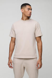 Ensemble de survêtement pour homme, t-shirt beige à manches courtes et pantalon de jogging assorti, vêtements en gros OEM ODM - Product Image 2
