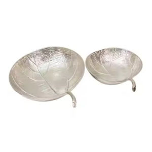<b>Prime</b> Quality Leaf Shape Gold Food Serving Dish Latest Design Pure Brass Leaf Serving Dish in Good Price for Home Use - Product Image 3