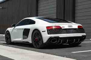 2024 R8 RS4 Cabriolet d'occasion Boîte automatique Sièges en cuir Caméra de recul Moteur turbo Essence Euro IV Conduite à gauche - Product Image 2