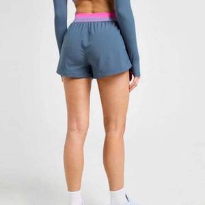 กางเกงขาสั้นผ้ายืด4ทางสำหรับผู้หญิงเสื้อผ้าสำหรับผู้หญิงกางเกงขาสั้นบอร์ดระบายอากาศออกแบบได้ตามต้องการ - Product Image 4