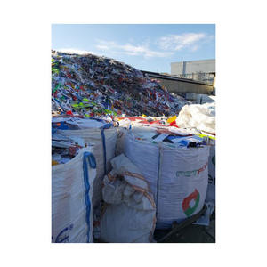 Déchets de PMMA de haute qualité disponibles en vrac pour le recyclage avec une excellente clarté et pureté - Product Image 1
