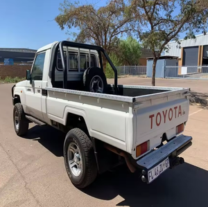 Voiture d'occasion 2022-2025 4x4 Berline Automatique RHD/LHD Intérieur Cuir de Haute Qualité Foncé 8 Cylindres 6 Vitesses 5 Places 5 Portes - Product Image 4