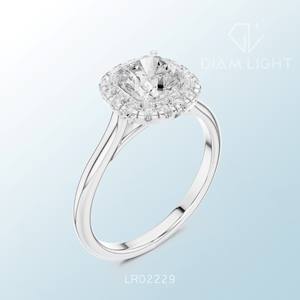Bague ovale en cluster de style classique et élégant, parfaite pour un cadeau ou des occasions spéciales, fabriquée sur mesure avec des diamants étincelants - Product Image 2
