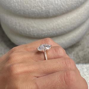 Bague en diamant de laboratoire taille marquise de 3,35 carats, or rose 18 carats, certifiée IGI, F VVS1 VVS2, bague de promesse, cadeau pour elle - Product Image 1