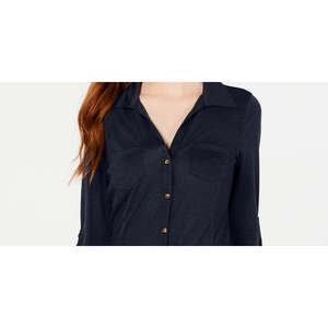 Camicia Crave Fame Junior in popeline blu navy con maniche arrotolate e bottoni sul davanti, taglia XS, elemento di moda semplice. - Product Image 2