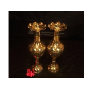 Elegante jarra de estilista de cobre artesanal, jarra de agua de bienestar Premium de diseño martillado hecha a mano, perfecta para comer en casa y regalar - Product Image 4