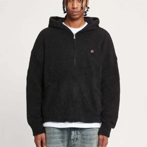Furry Knit Zip Jacket-Negro, hilo suave con corte recortado, logotipo bordado en el pecho y herrajes - Product Image 4