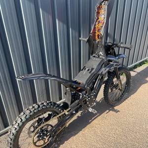 Moto tout-terrain électrique Surron Light Bee X de qualité supérieure, batterie au lithium 60V 40Ah, autonomie de 75 km, autonomie de 3 à 5 heures, stock disponible SurRon - Product Image 6