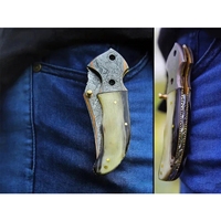 Couteau pliant personnalisé en acier Damas avec bouton poussoir et manche en bois, couteau de poche tactique OEM pour la chasse et le camping