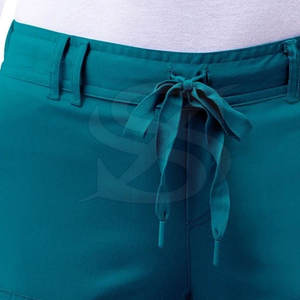 Uniforme d'infirmière élégant pour les travailleurs de la santé Uniforme d'hôpital avec un tissu confortable et respirant pour une utilisation toute la journée - Product Image 3