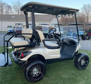 Voitures de golf électriques 2024 à prix abordable, disponibles en versions 4 et 6 places, conduite silencieuse et fluide, idéales pour les centres de villégiature et les communautés - Product Image 5