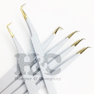 Vente en gros Pince à épiler en acier inoxydable Pince à cils droite pour extensions de cils Pointe inclinée Logo MINK et emballage durable - Product Image 1
