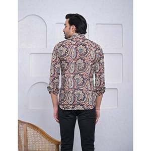 Chemise pour homme, 100% coton, imprimée avec des motifs floraux à pois, décontractée, manches longues, options de tissu popeline Oxford, fabrication ODM/OEM - Product Image 5