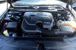 Dodge Challenger SXT Plus RWD Coupé 2018, Interior de Cuero Oscuro, Caja de Cambios Automática, 4x4, Dimensiones, Auto Usado, Trasero R16 - Product Image 6