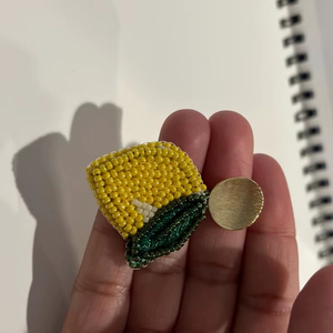 Pendientes Ligeros y Duraderos para Mujer, Elaborados con Cuentas de Vidrio 100%, Diseño de Cuentas Atractivo, Adecuado para Cualquier Ocasión - Product Image 1