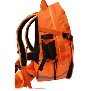 Mochila de Bombero de Cuero Genuino Impermeable de Alta Visibilidad Industrial Naranja de Alta Visibilidad con Cinta Reflectante Estilo Vintage para Mujer - Product Image 4