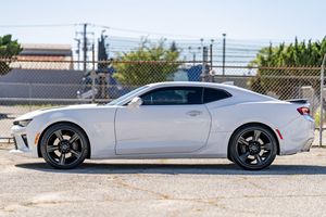 Chevrolet Camaro 1SS Coupé USADO de 2018 - Product Image 2