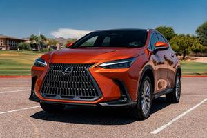Usado 2019 LXE/ US NX 450H SUV de 5 plazas con opciones de conducción a la izquierda y a la derecha - Product Image 5
