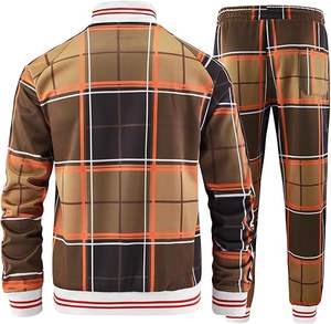 ชุดวอร์มผ้าถักคุณภาพสูง ระบายอากาศได้ดี เนื้อผ้านุ่มพิเศษ หนานุ่ม ตกแต่งด้วยคริสตัล ลุคแบบวินเทจ สวมใส่สบาย ทรงยูนิเซ็กส์ ผ้าฝ้าย 100% - Product Image 3