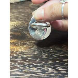 Bague Wydell pour homme en agate et argent sterling, taille 7.75, sertissage clos avec design invisible pour un usage quotidien - Product Image 5