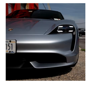 Taycan Turbo 2020 con Paquete de Rendimiento de Motor Cuádruple y Tracción Total, Sedán Eléctrico Automático, Interior Ligero de Litio, Volante a la Izquierda, Cuero - Product Image 1