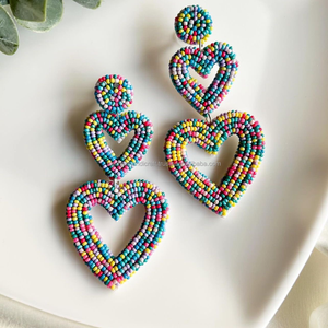 Boucles d'oreilles indiennes faites à la main avec des perles de graines de la meilleure qualité, magnifiques boucles d'oreilles bohèmes en perles de graines, directement de l'usine - Product Image 3