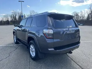 SR5 Toyota Runner 2015 - Product Image 5