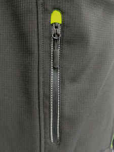 Casual Clothing Outdoor Hiking Softshell Vest Breathable Fleece Softshell Vest - Product Image 6