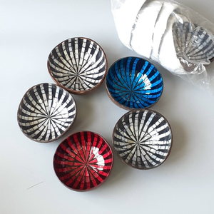 Tazón de Cáscara de Coco Lacado, Ecológico, Hecho a Mano, para Ensaladas, con Diseño Floral, Logotipo Personalizado, Color y Tamaño Personalizables, Diseño Moderno - Product Image 5