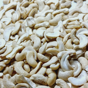 เม็ดมะม่วงหิมพานต์แตก คั่ว ยี่ห้อซานติโก ผลิตจากโรงงานโดยตรง  ขนาด WS LP SP  พร้อมส่งเร็ว - Product Image 1