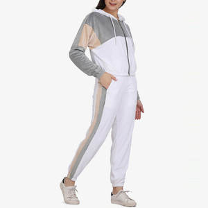 Survêtement pour femme de qualité supérieure 100% coton couleur unie élégant pour la saison hivernale - Product Image 2